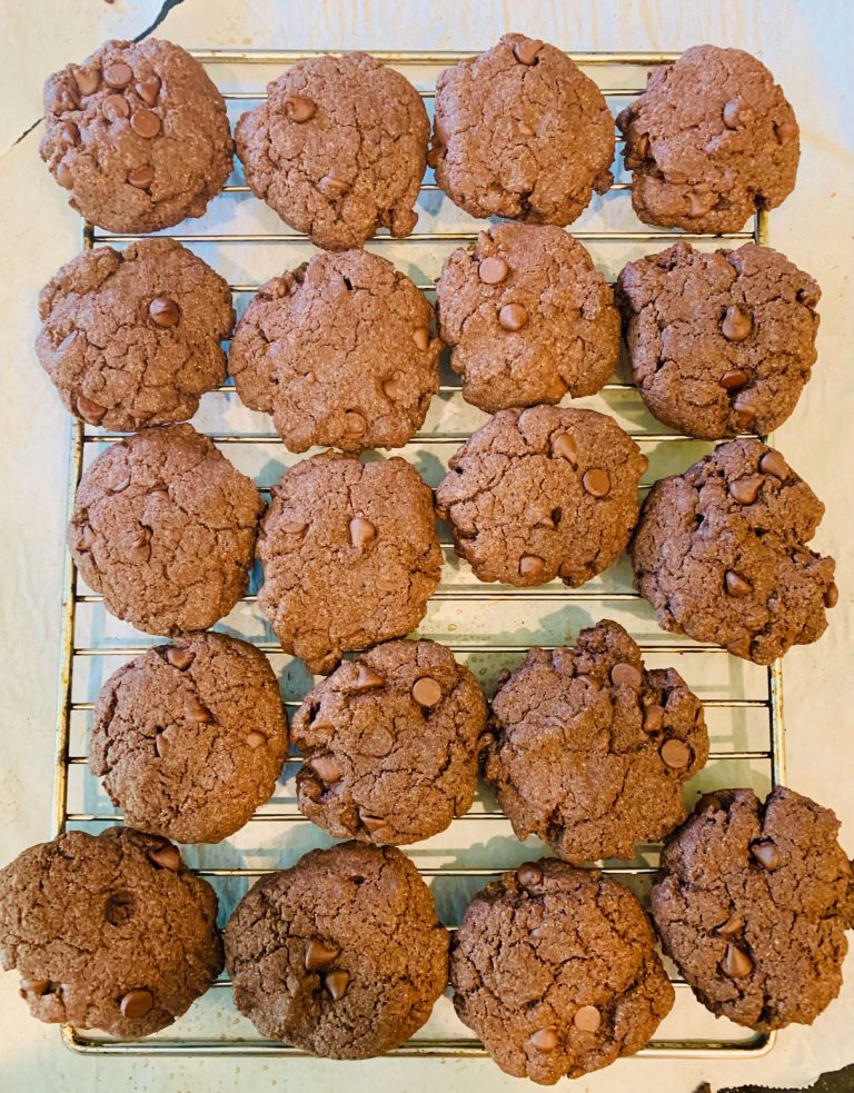 Super Easy Gluten Free Chocolate Cookies