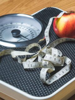 weight loss prayer scale with apple